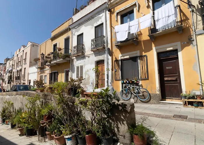 Laribiancos Cagliari Centro Storico