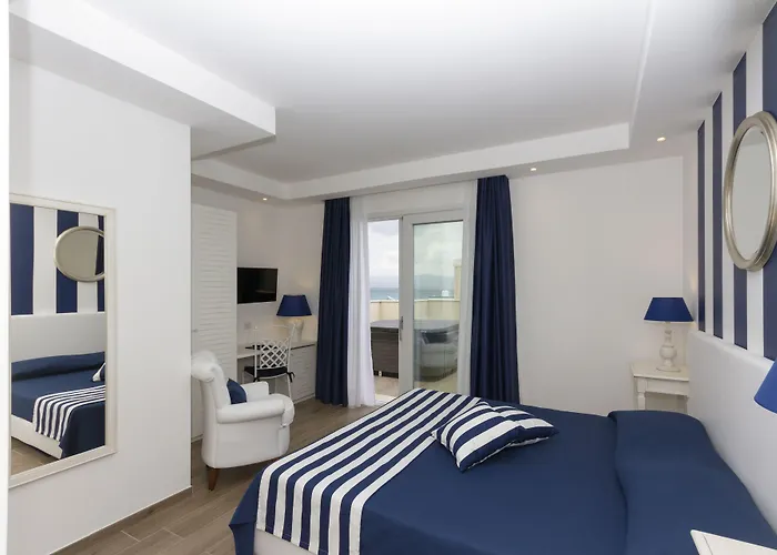 Hotel Nautilus